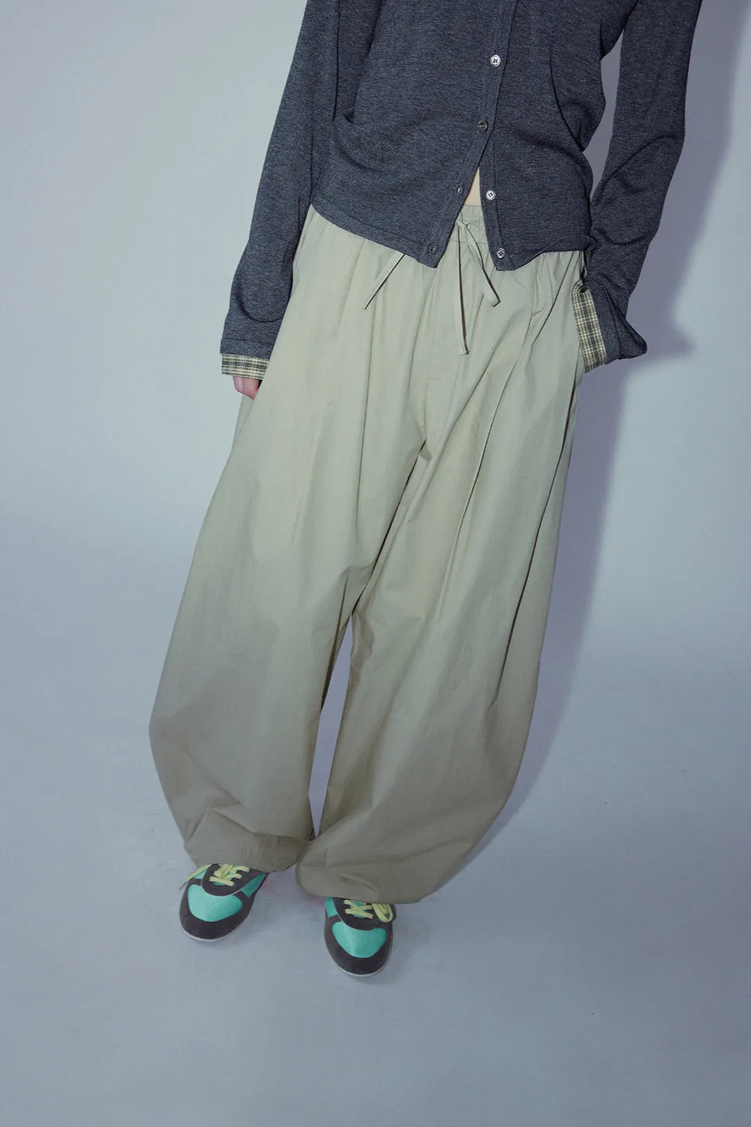 100% cotton balloon silhouette casual pants