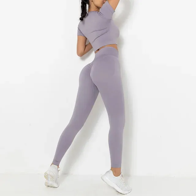 2-Piece Summer Seamless Yoga Set for Women - Short Sleeve Crop Top and High Waist Booty Leggings
