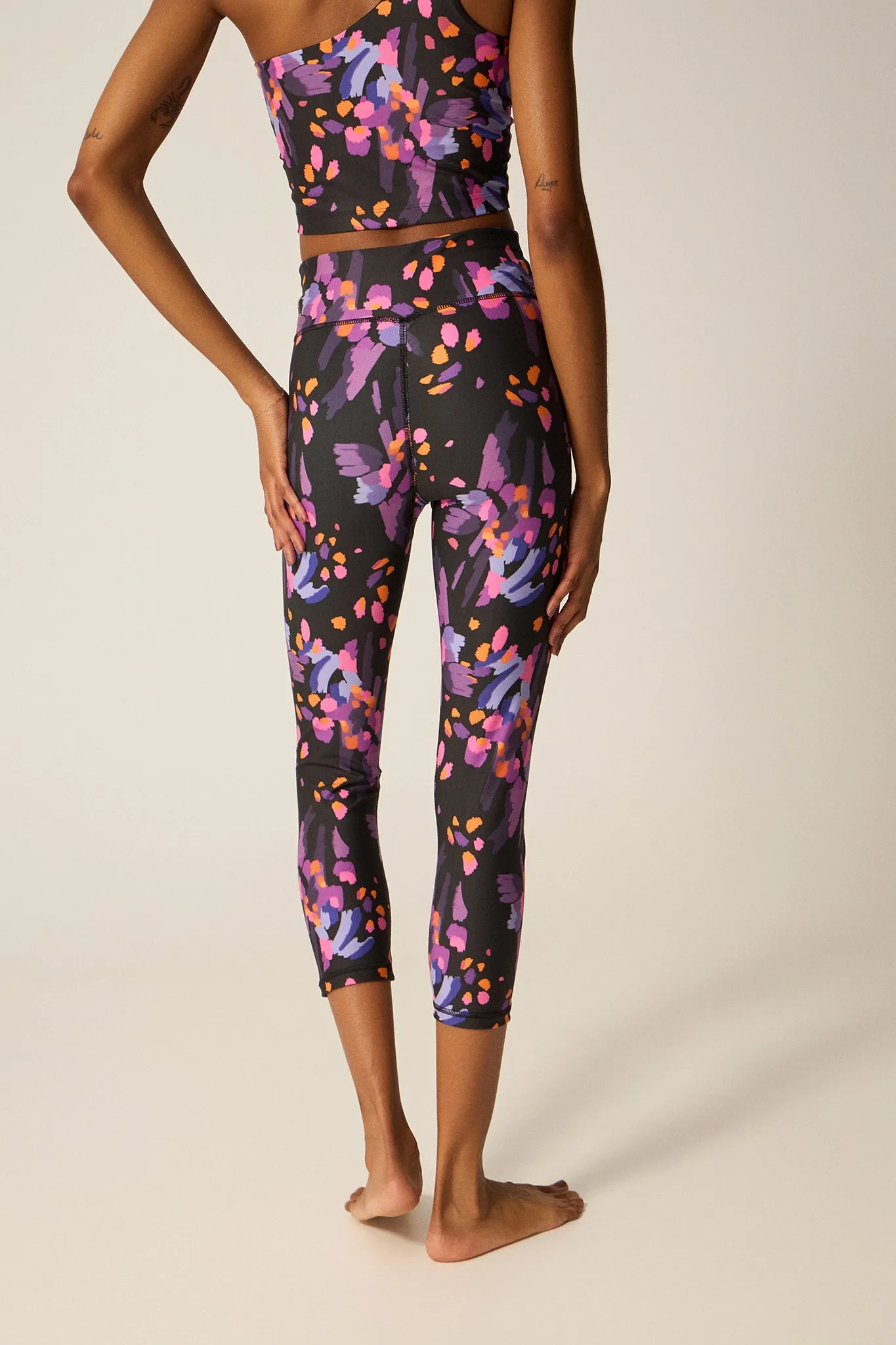 Aθλητικό crop κολάν με abstract floral print | Μωβ