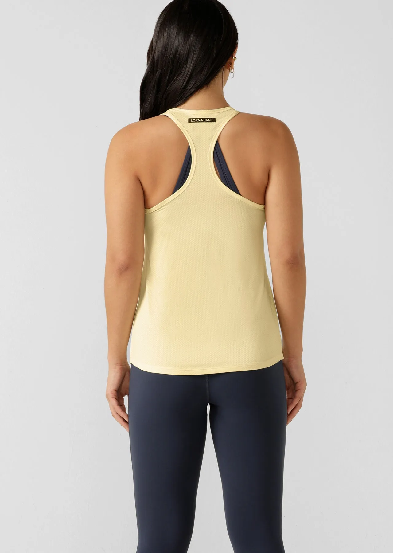 Agility Mesh Active Tank