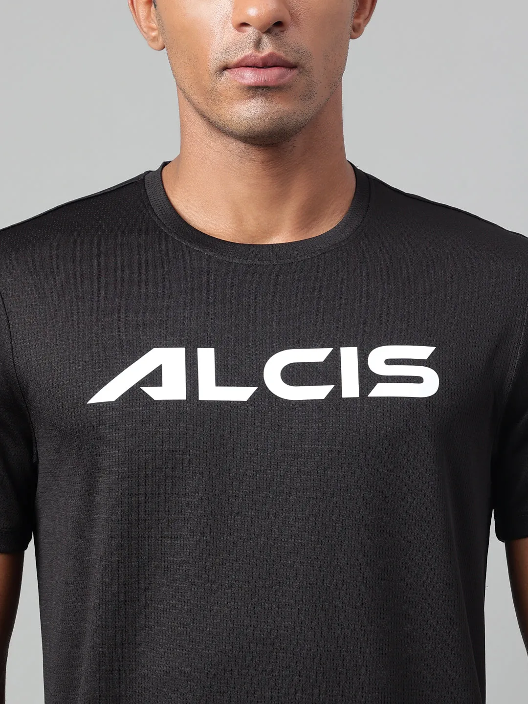 Alcis Men's Printed Black Anti-Static Drytech  Slim-Fit Training Tee