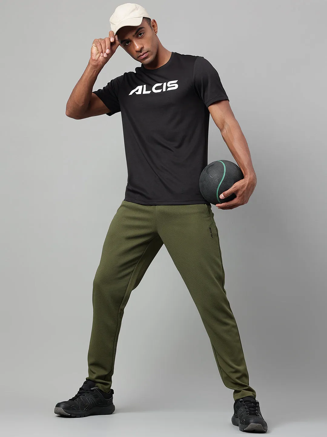 Alcis Men's Printed Black Anti-Static Drytech  Slim-Fit Training Tee