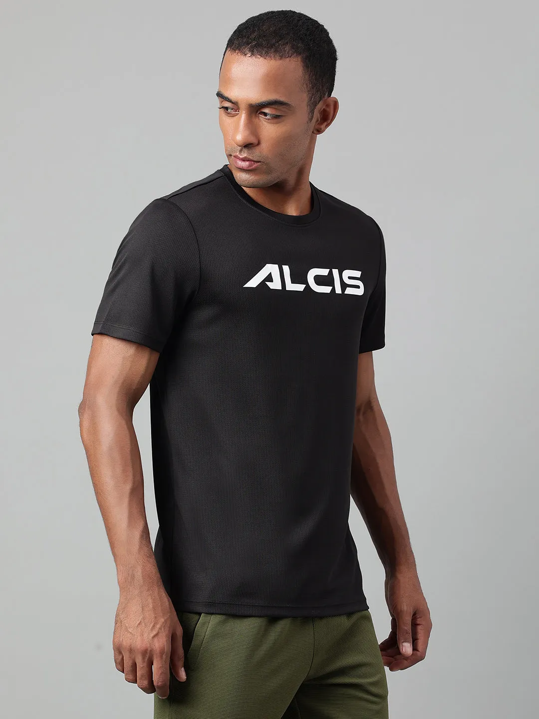 Alcis Men's Printed Black Anti-Static Drytech  Slim-Fit Training Tee
