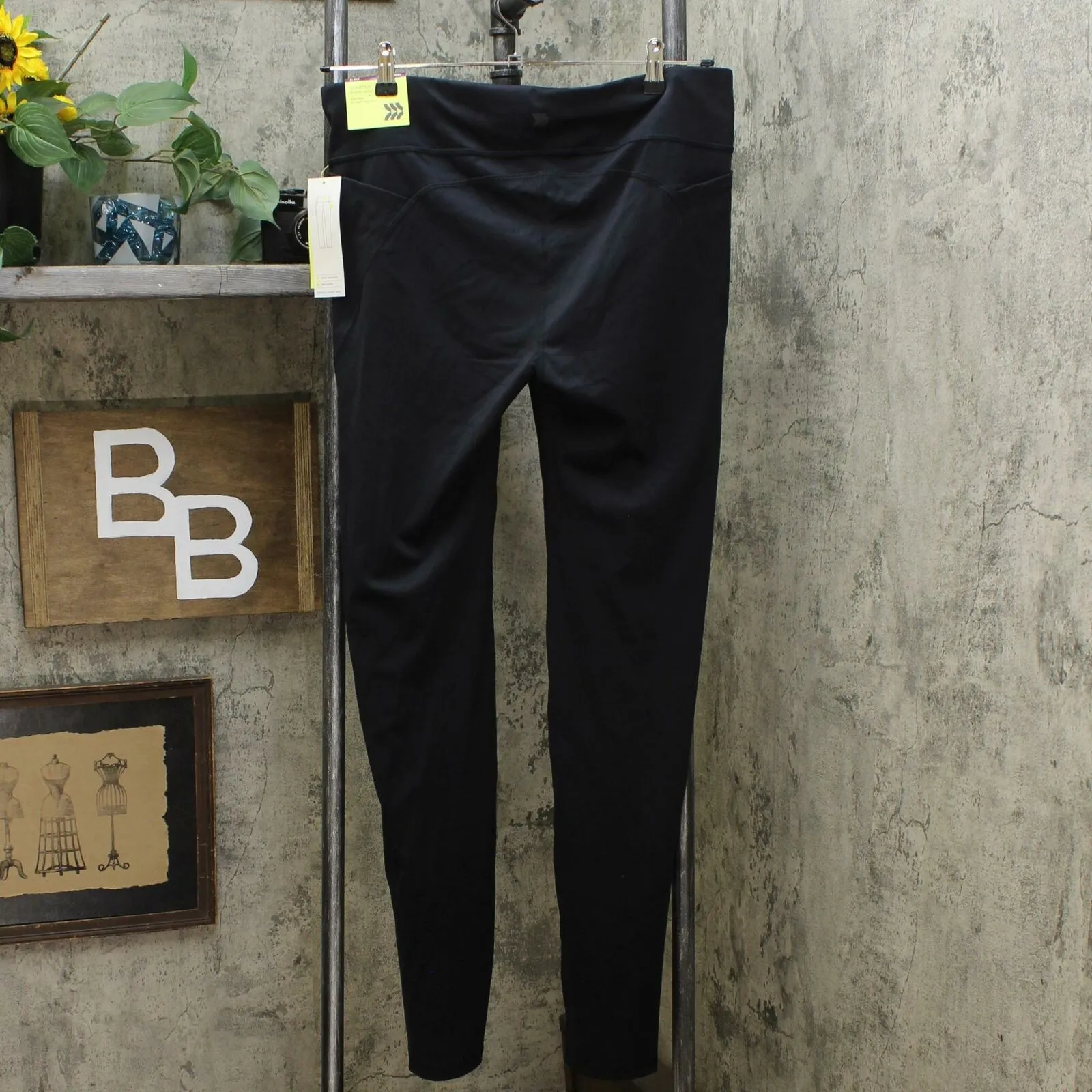 All In Motion Women's Contour Power Waist Mid-Rise Straight Leg Pants