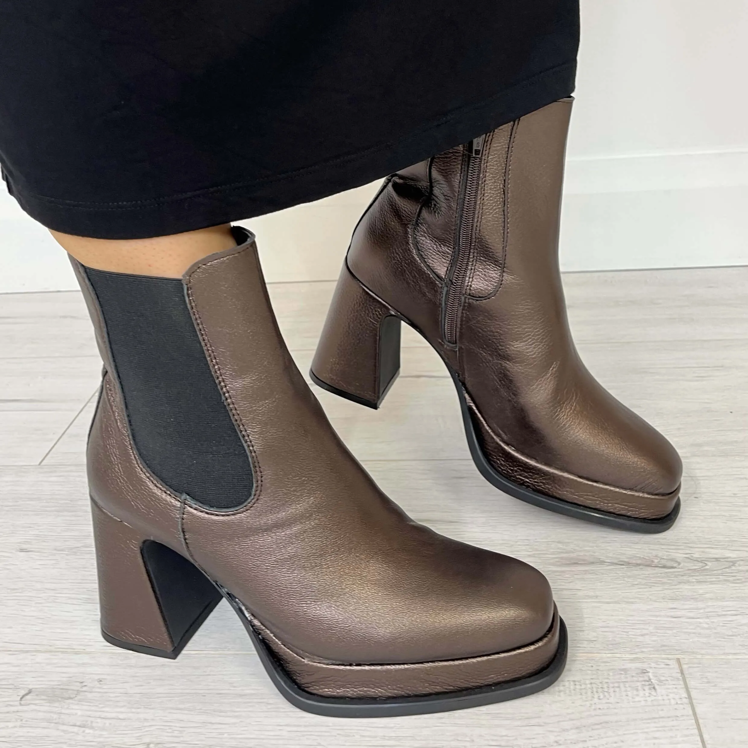 Alpe Pewter/Bronze Leather Platform Boots