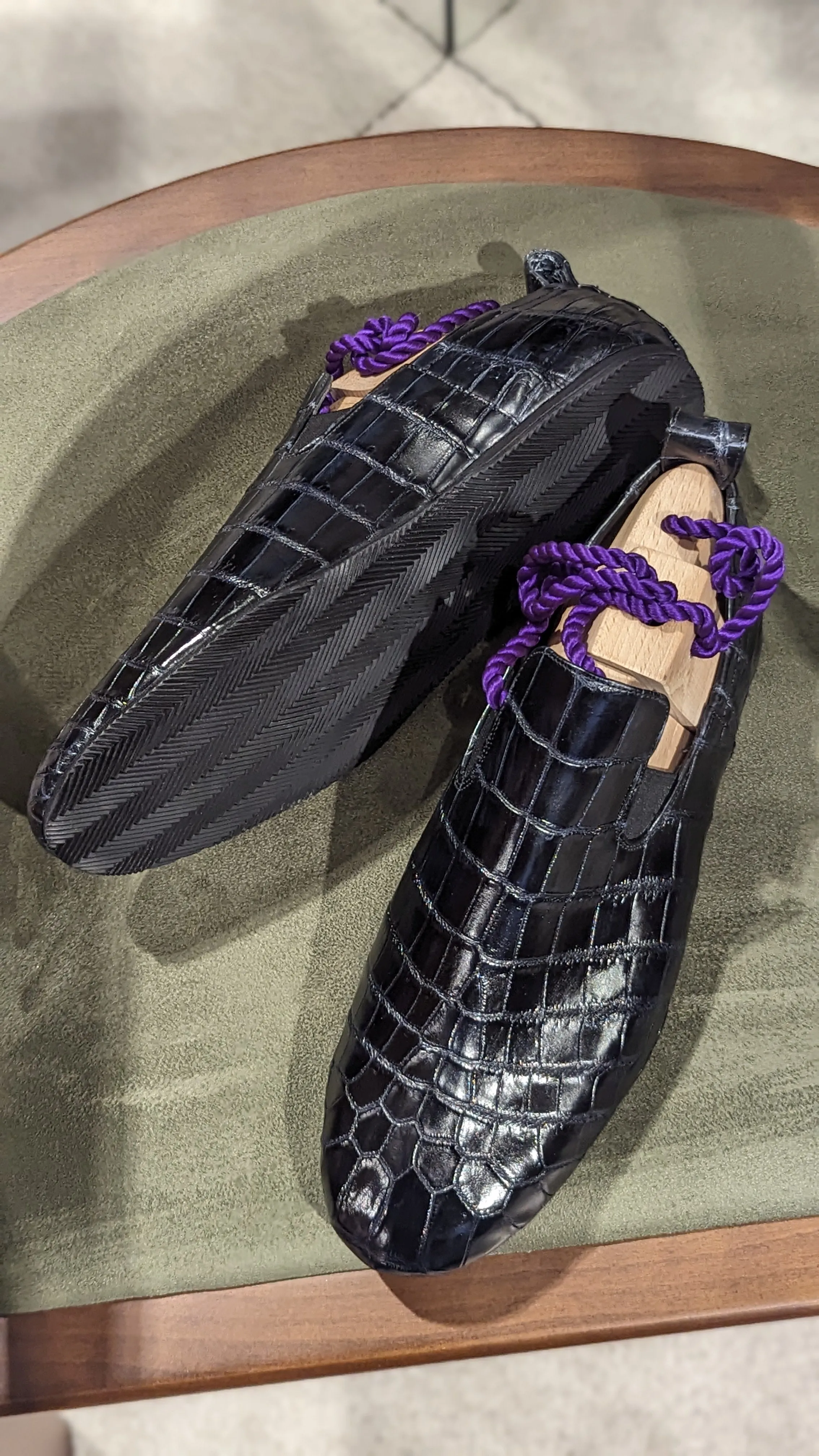 Ascot Tate - Black Crocodile