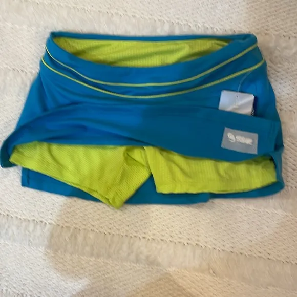 ASICS hydrology Abby Skort activewear skirt shorts turquoise women’s size XS