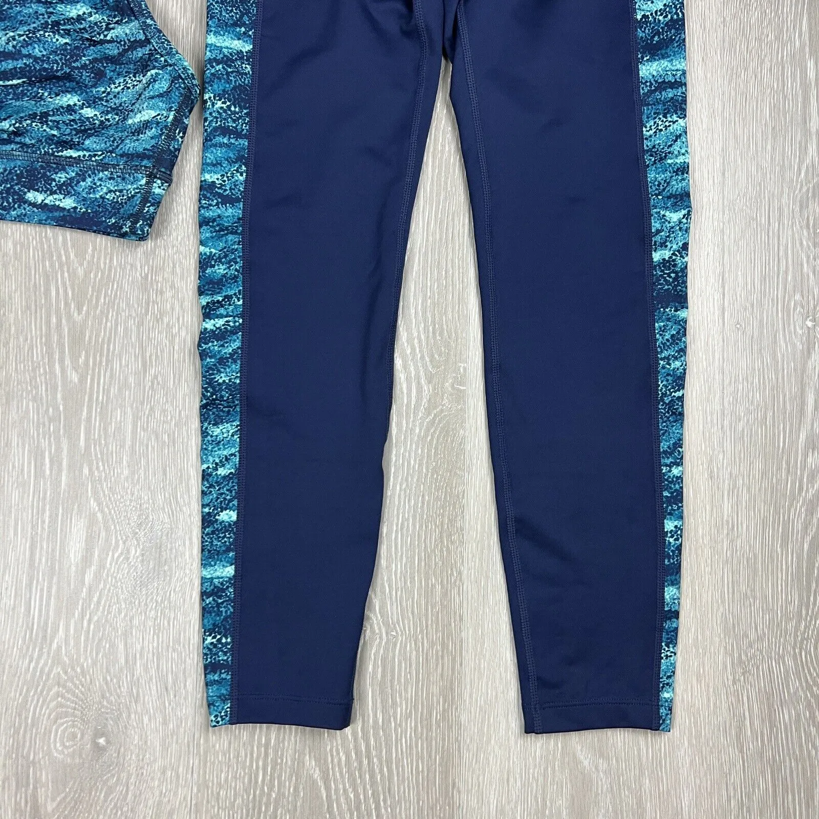 ASICS Women’s Blue Green Activewear Top And Bottom Set Size S/XS