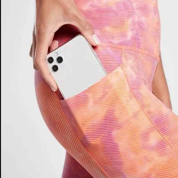 ATHLETA Salutation Stash Pocket II Textured Capri 🔥 NEW 🔥 HOT ITEM 🔥