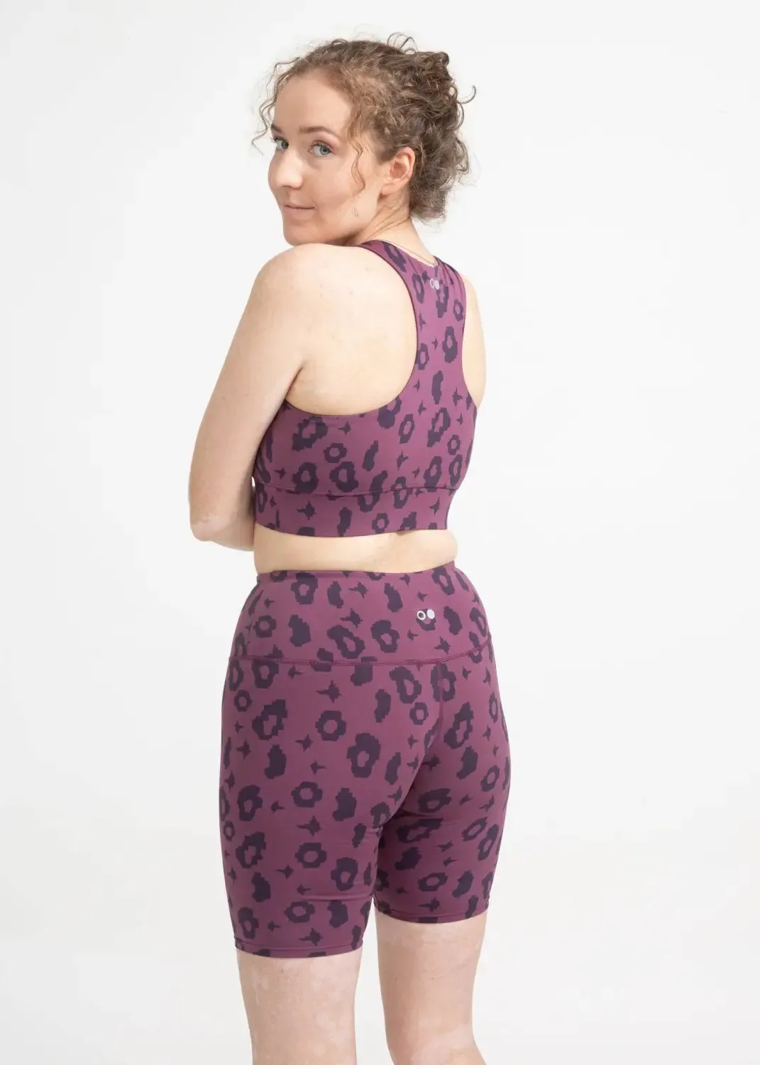 Bike Shorts in Lila Leopard