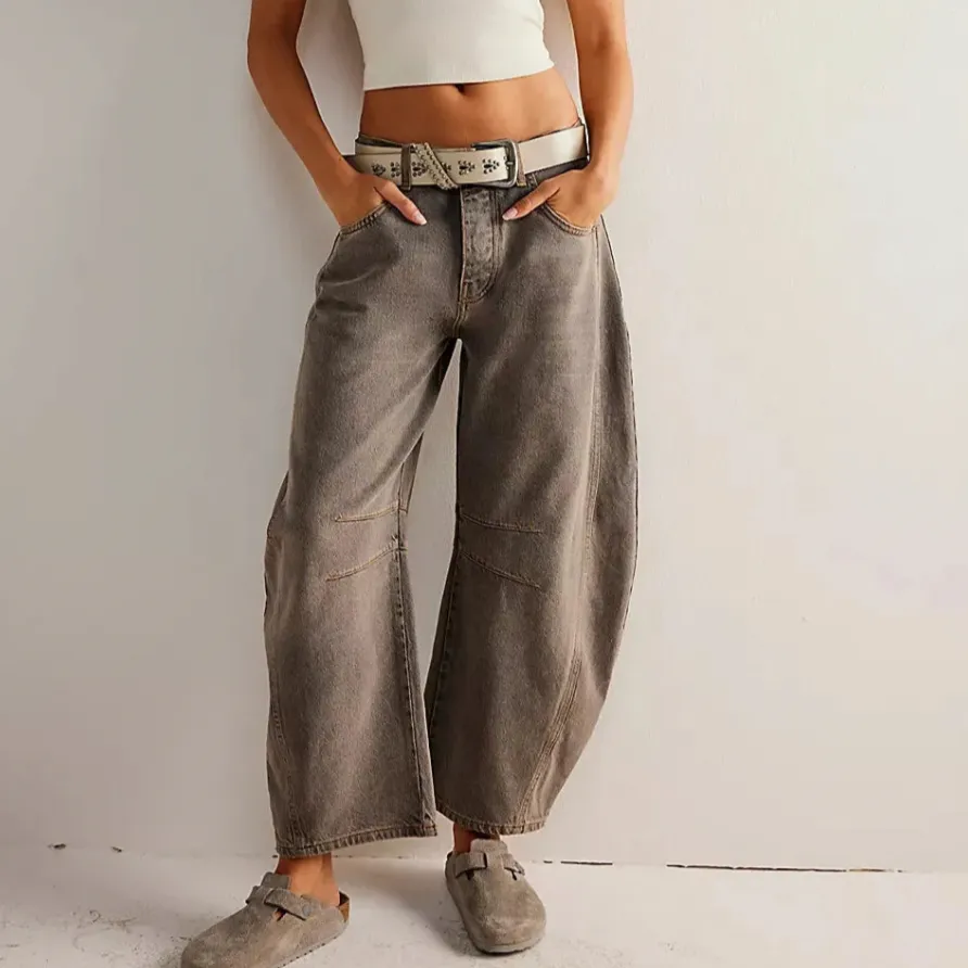 Casual-fit vintage women's jeans