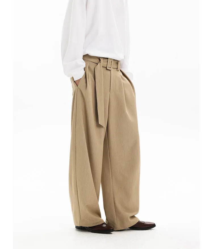 Casual pants with belt
