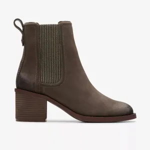 CLARKS- WOMEN'S CHAMBERLY TOP BOOT
