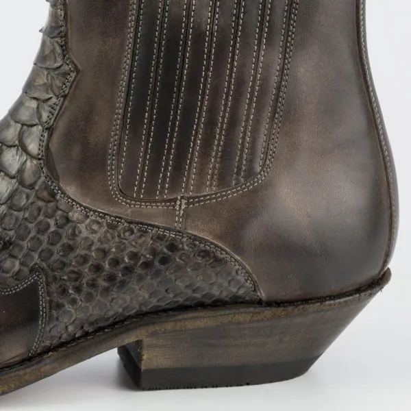 Cowboy Boots or Ankle Boots for Women and Men, Handcrafted, Dark Brown, Urban and Exotic 2500