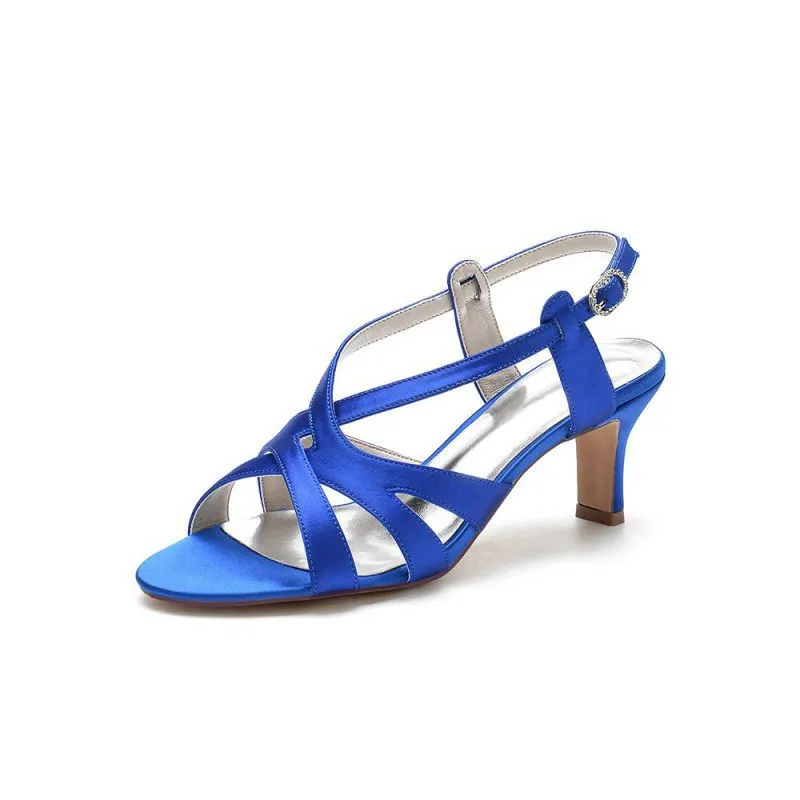Cross-Strap Pump with Elegant Buckle