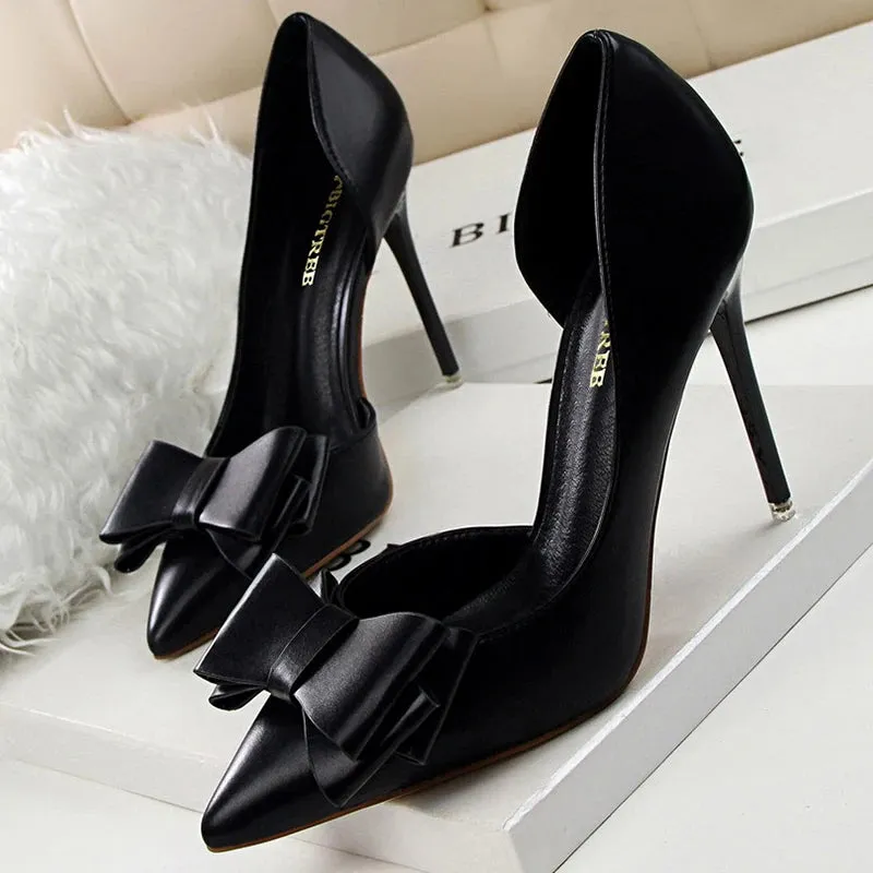 Elegant High-Heeled Pumps with Bowknot Detail