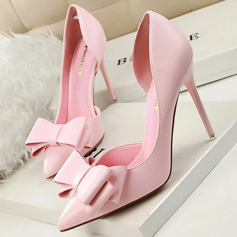 Elegant High-Heeled Pumps with Bowknot Detail