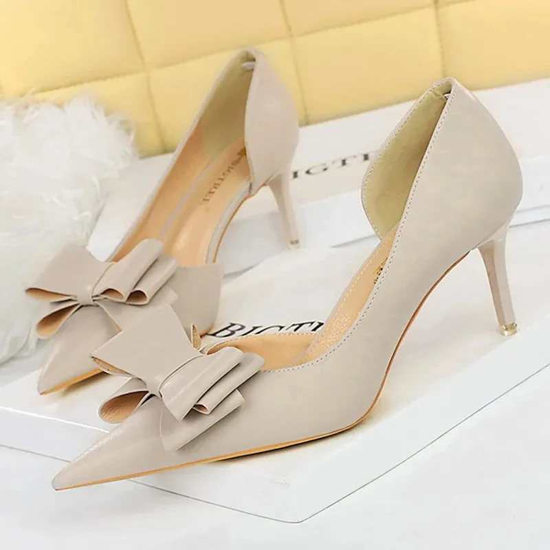 Elegant High-Heeled Pumps with Bowknot Detail