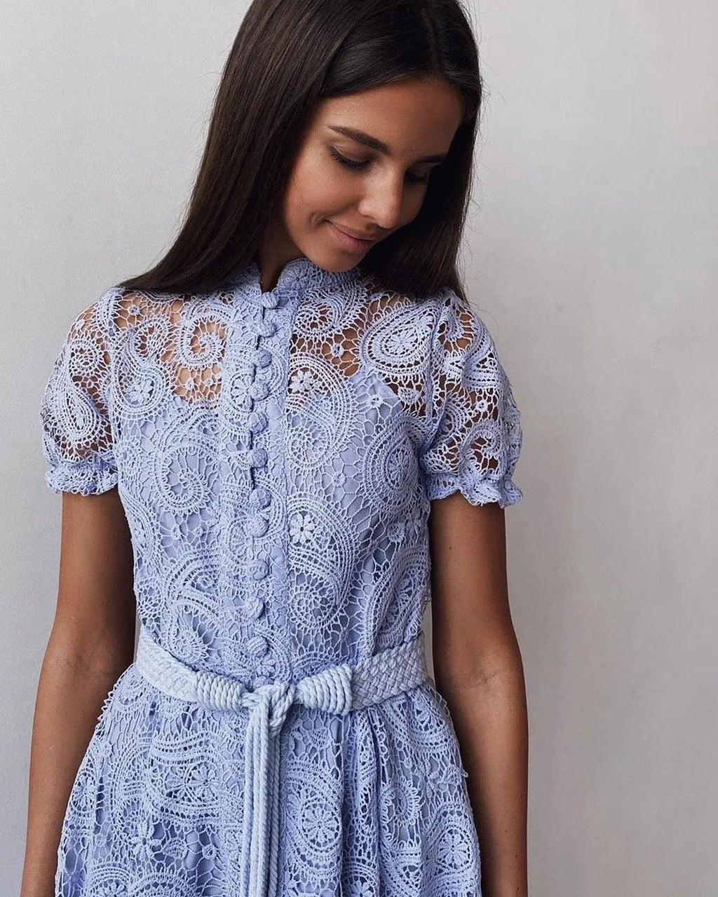 Elegant Lace Lilac Midi Dress