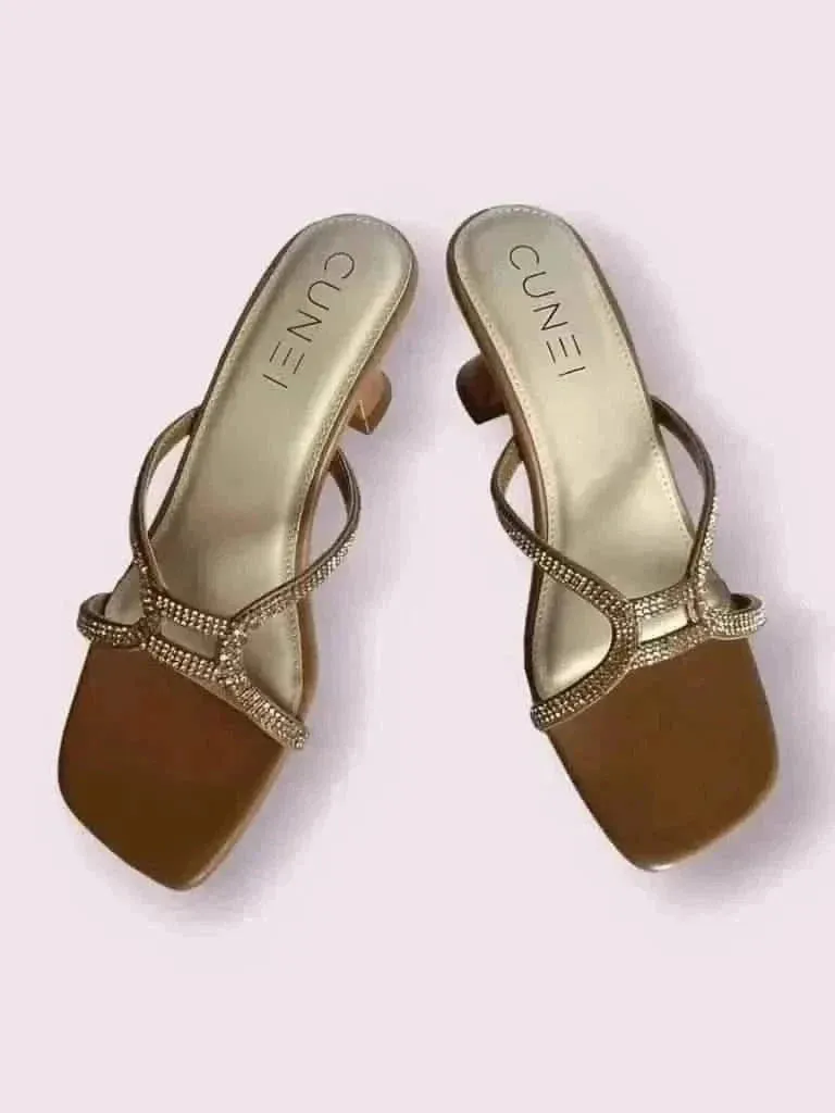 Elegant Tuscan Tan Heels