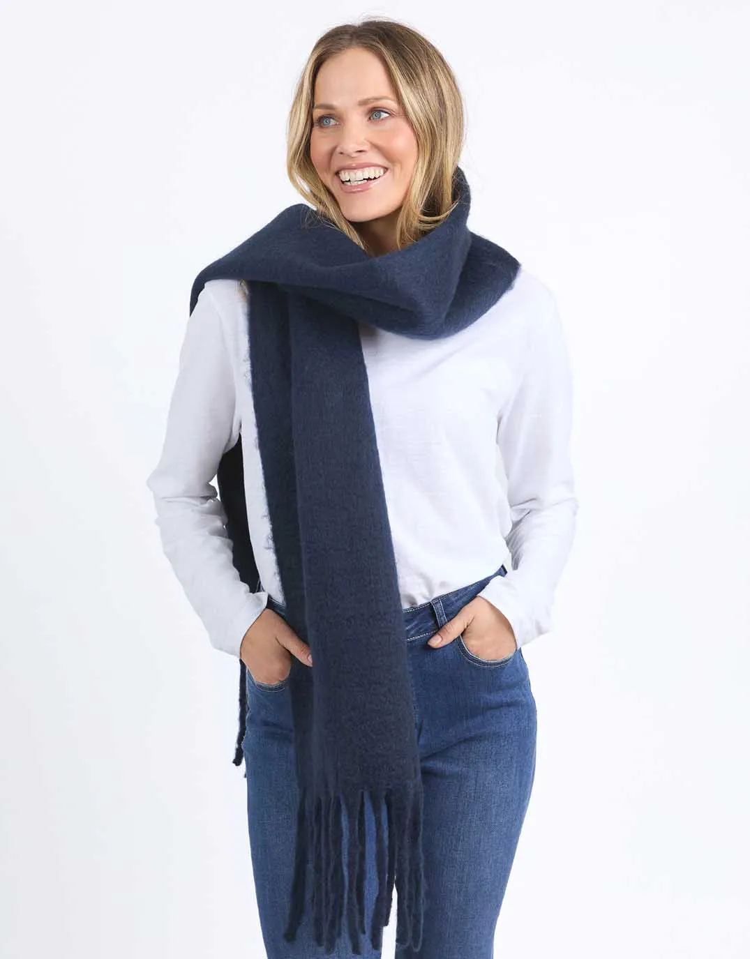 Elm Comfy Scarf - Navy