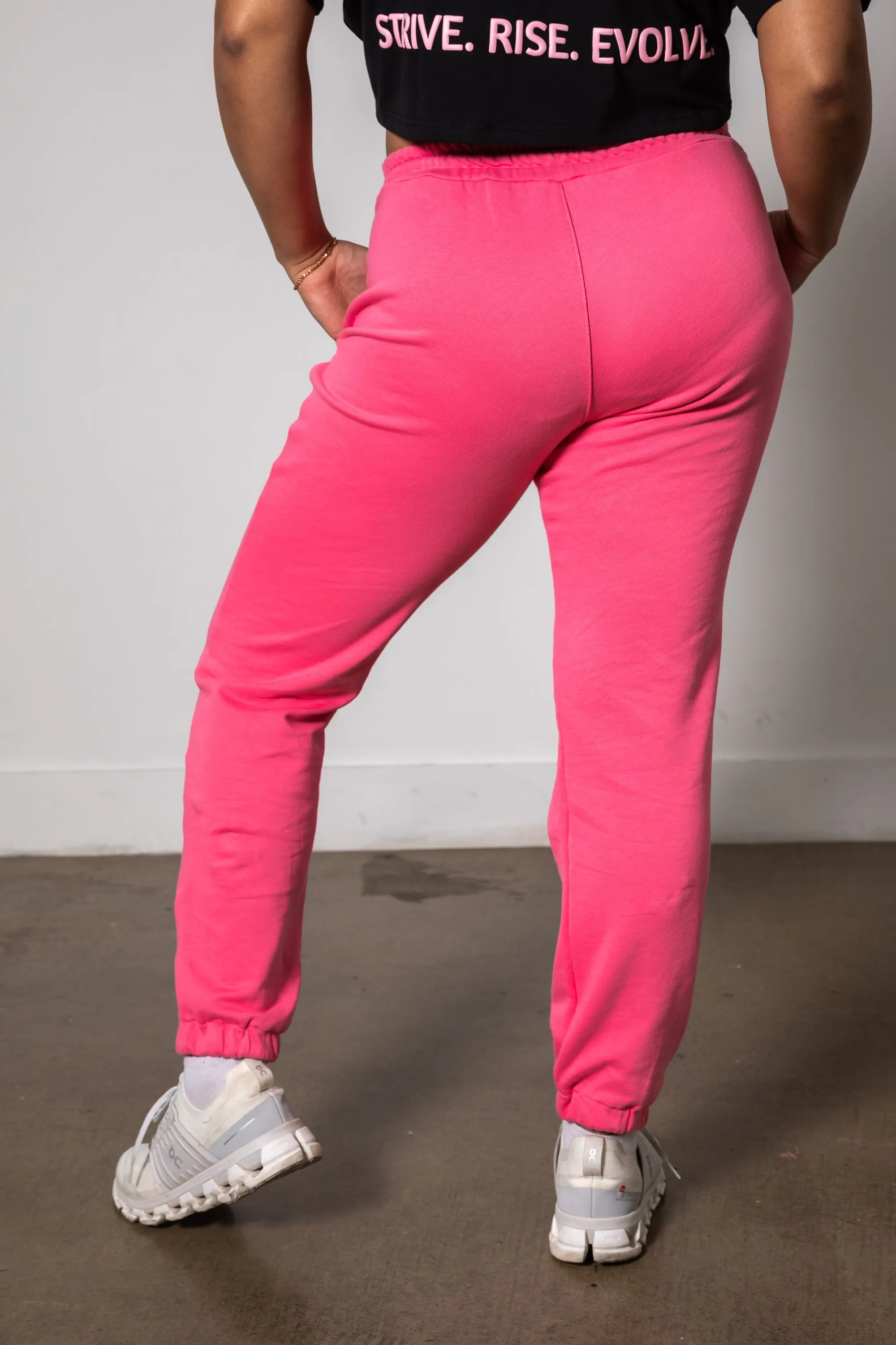 Evolve Track Pants - Pink