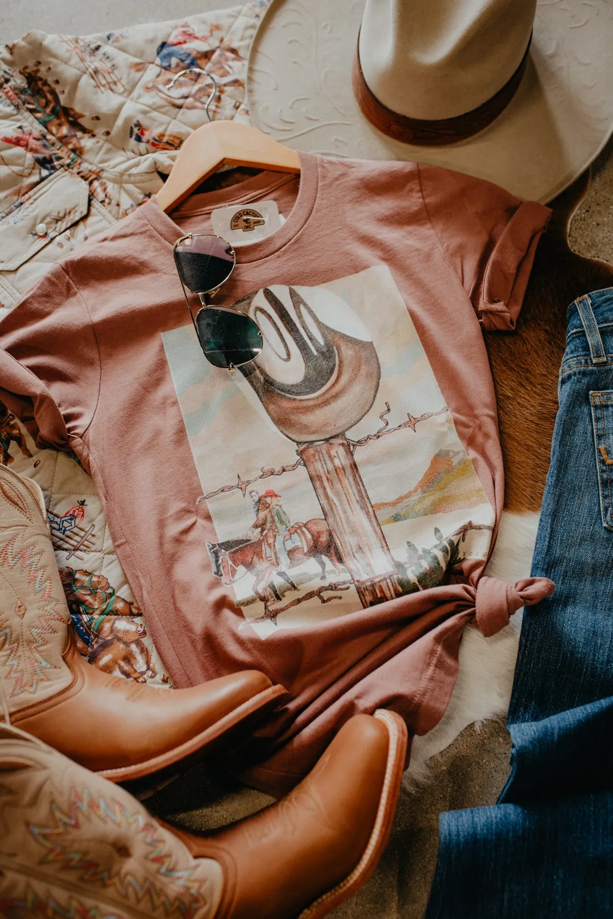 Fence Post on Clay Graphic T (M - XXL)
