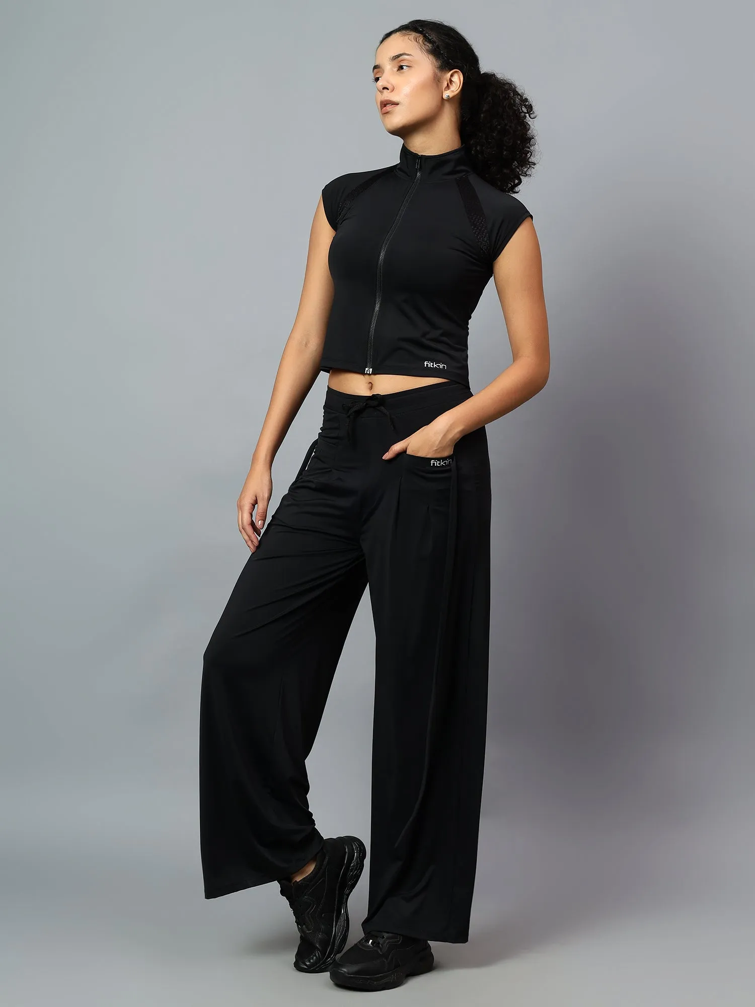 Fitkin Women Black Free Style Yoga Top Pants Co-ord Set