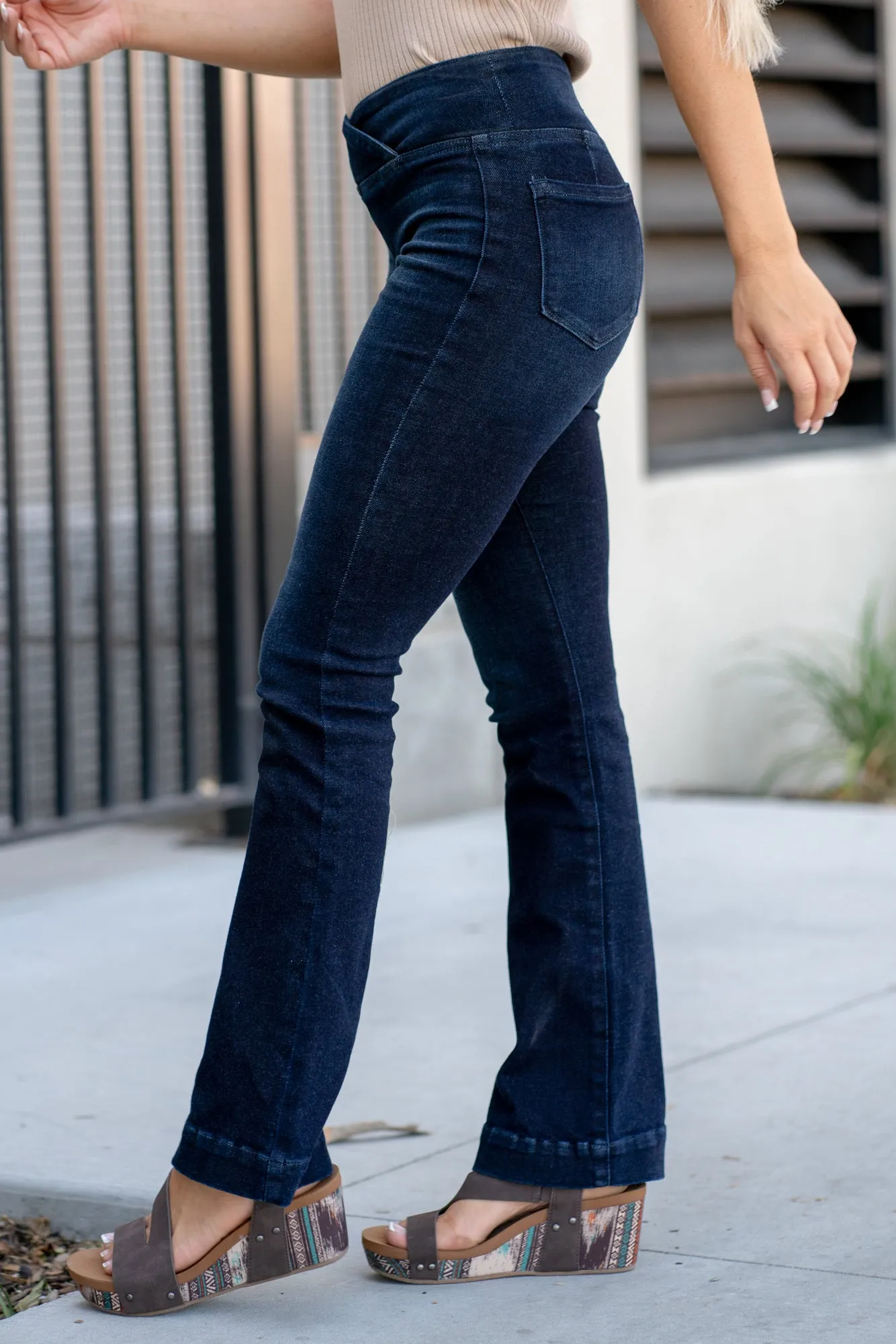 Fort Worth Mid Rise Pull on Boot Cut