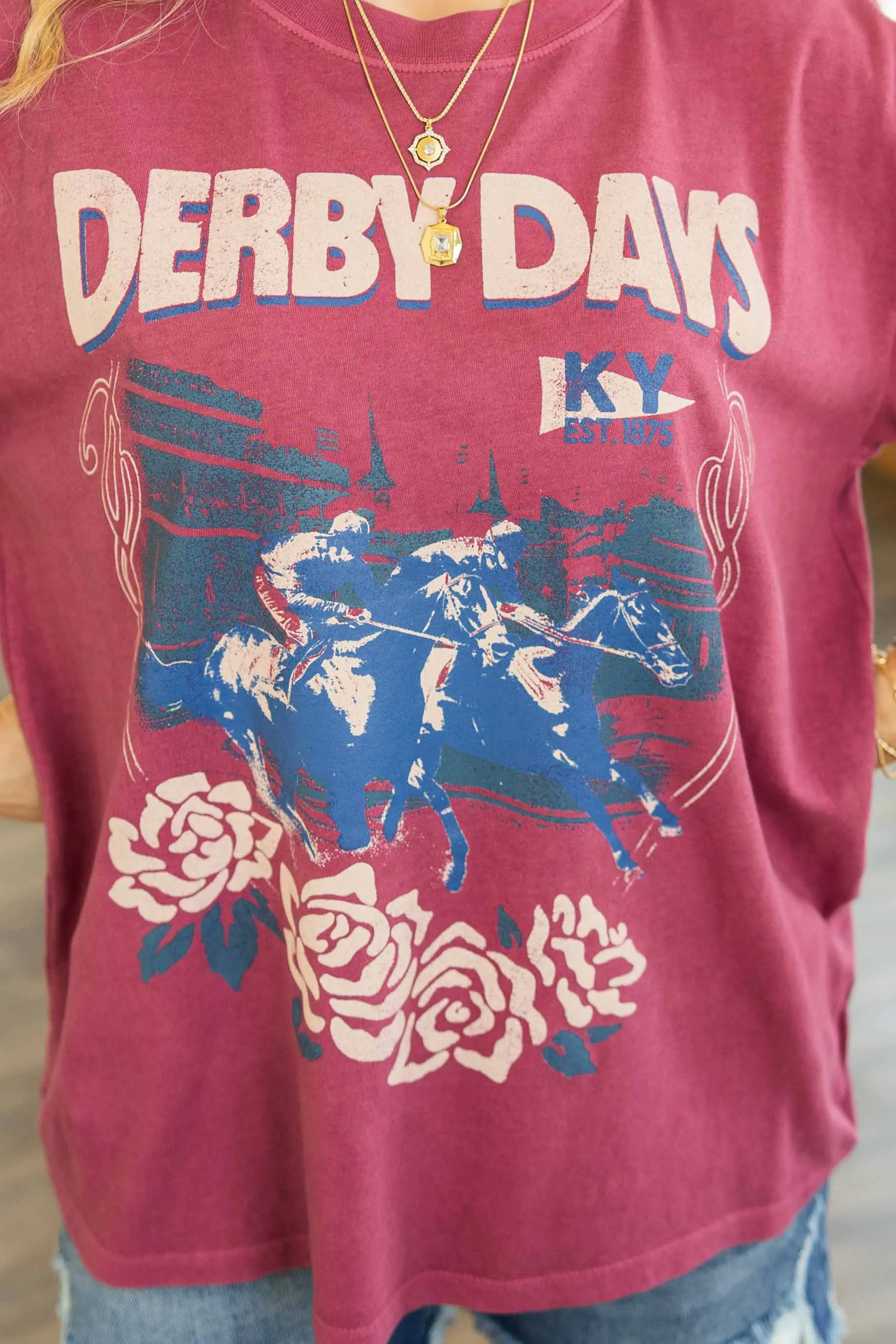 [GIRL DANGEROUS] DERBY DAYS GRAPHIC TEE
