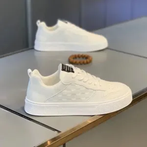 Herren-Cricket-Schuhe 2024 Herbst Neue Atmungsaktive Panda-Farbe Leder Freizeitschuhe Weiß Schuhe Trendy Schuhe