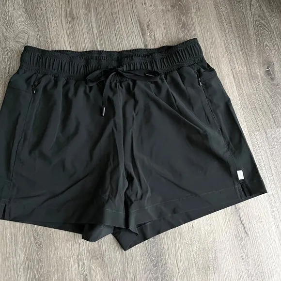 Johnny Was Calme Elements Travel Black Activewear Running Shorts Medium M