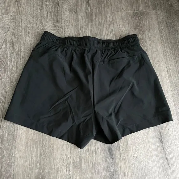 Johnny Was Calme Elements Travel Black Activewear Running Shorts Medium M