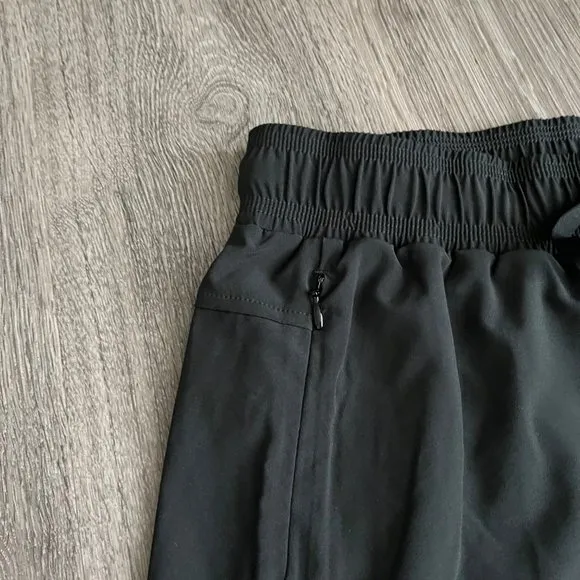 Johnny Was Calme Elements Travel Black Activewear Running Shorts Medium M