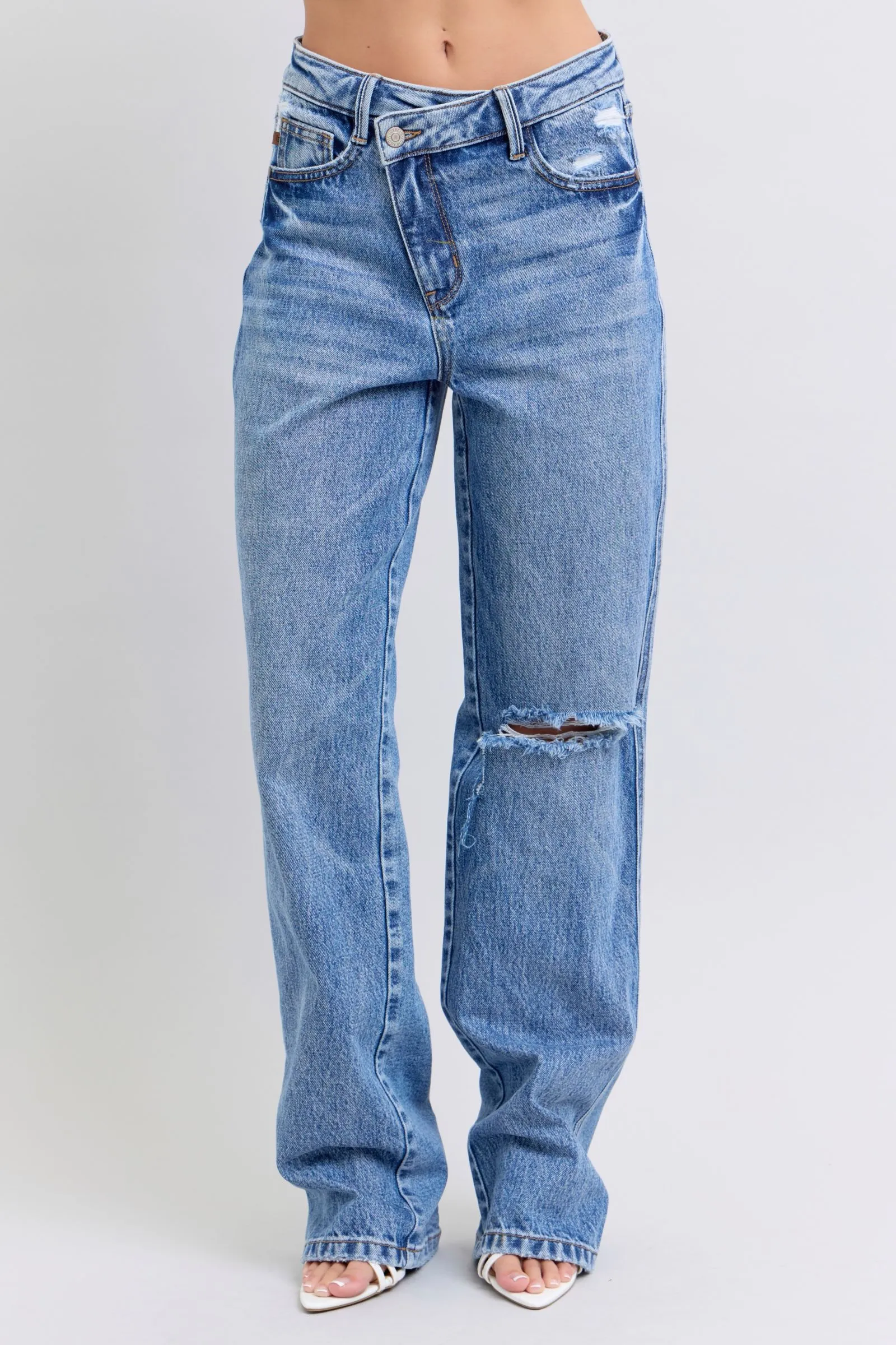 Judy Blue “Emerson” HW Criss-Cross Rigid Magic Dad Jean