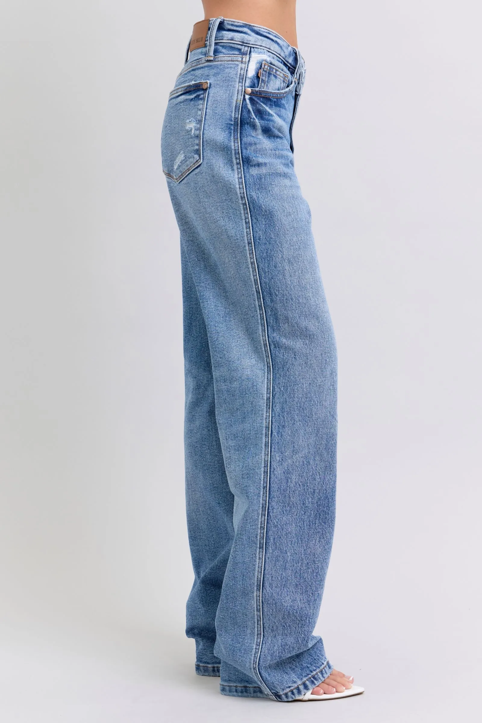 Judy Blue “Emerson” HW Criss-Cross Rigid Magic Dad Jean
