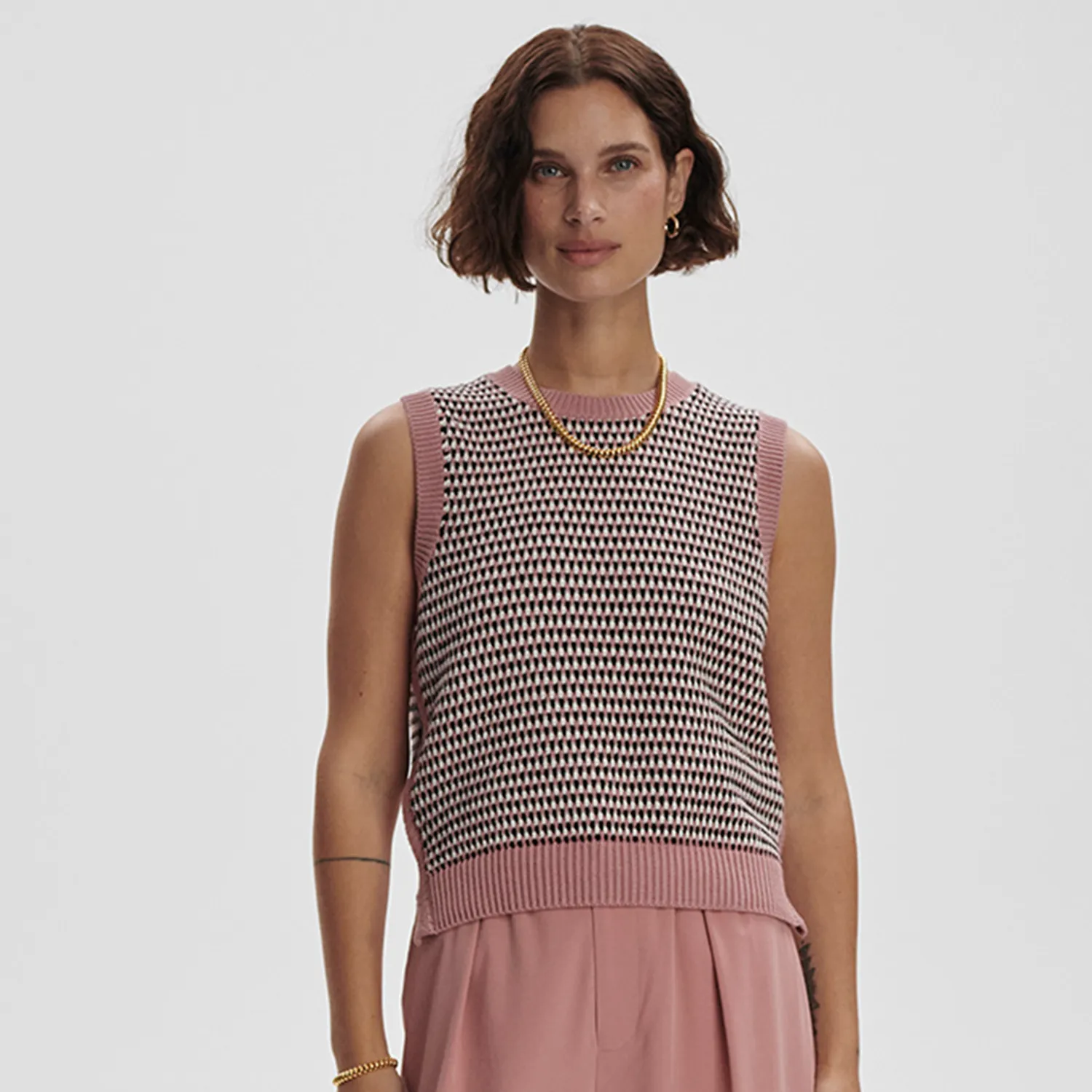Knowles Textured Knit Vest