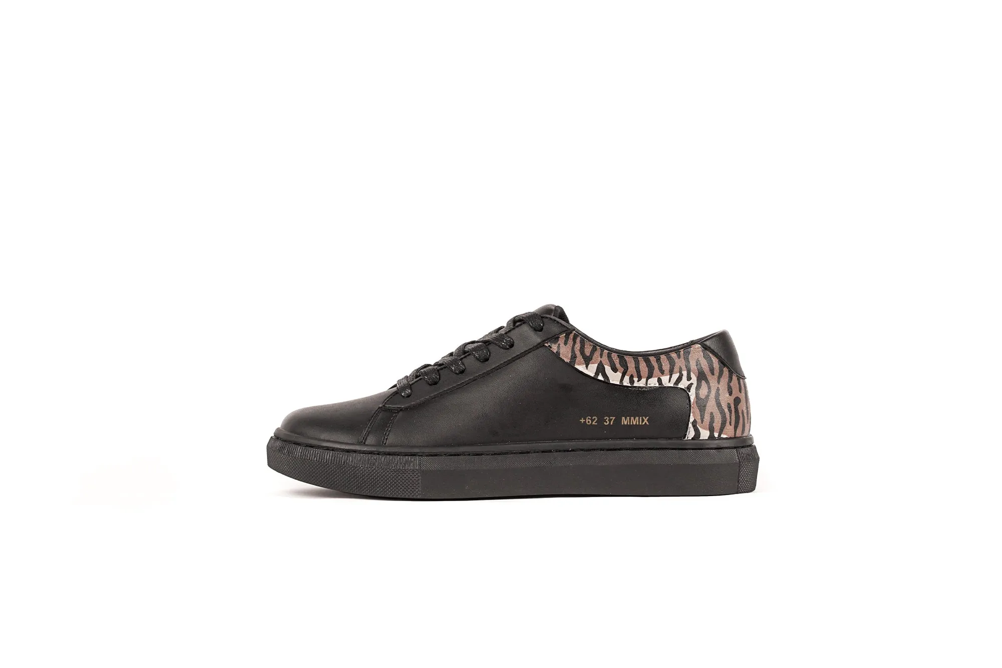 LAH-01 x DEBBY DBAY | TIGER BLACK | WOMEN [LIMITED EDITION]