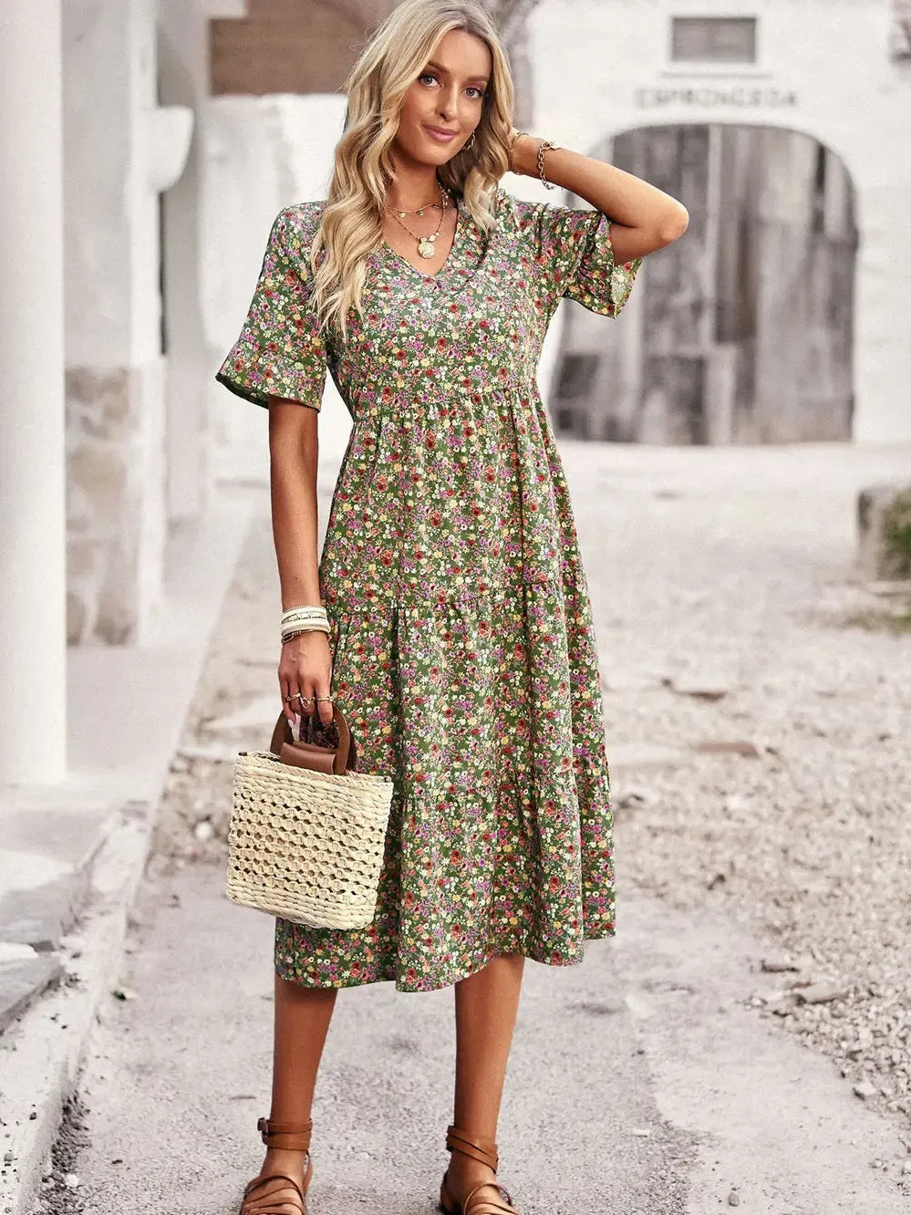 Layla™ - Chic V-Neck Floral Dress