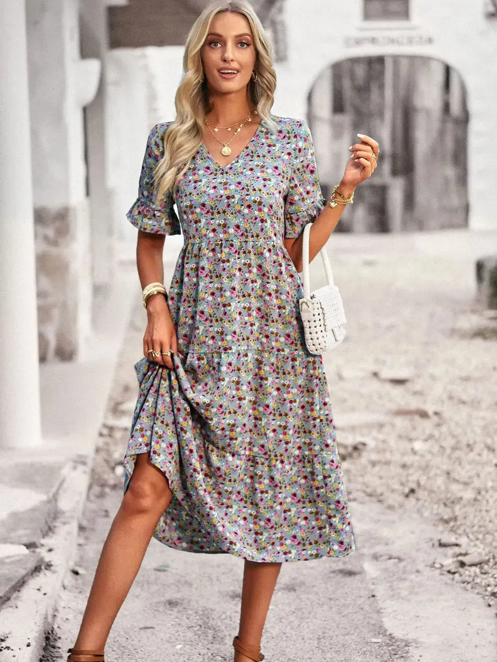 Layla™ - Chic V-Neck Floral Dress