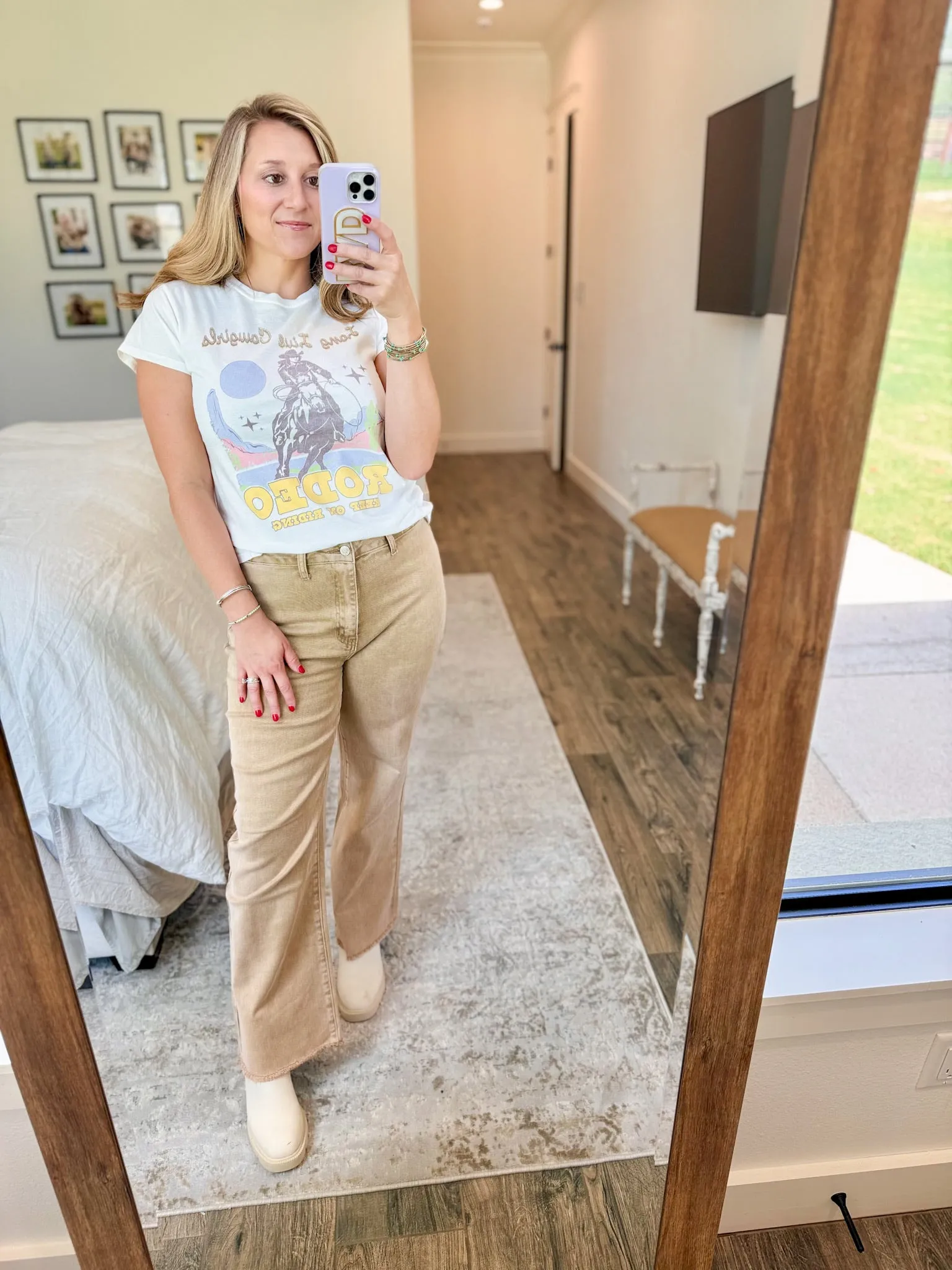 Long Live Cowgirls Tee