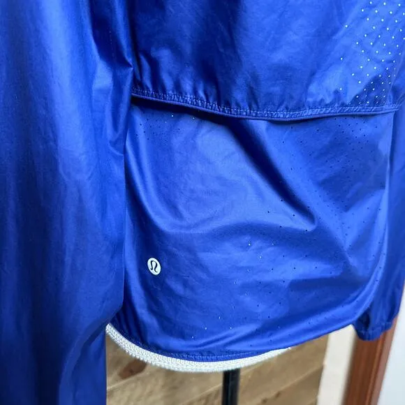 Lululemon Deep Inhale Jacket Tanzanite Crew Neck Long Sleeve Size 6