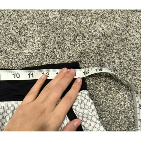 Lululemon Pace Rival Skirt II *4-way Stretch Dottie Eyelet White Black Sz 6 EUC