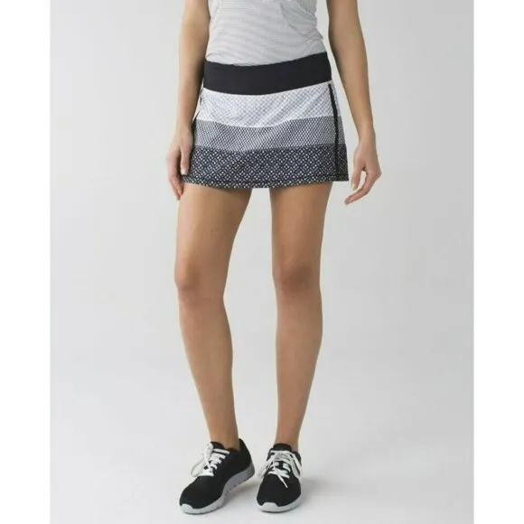 Lululemon Pace Rival Skirt II *4-way Stretch Dottie Eyelet White Black Sz 6 EUC