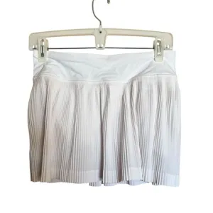 lululemon Pleat to Street Running Skirt Womens 4 White Sweat Wicking Activewear