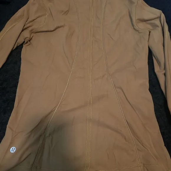 Lululemon Run Briskly Half Zip jacket, Spiced Bronze, Size 8