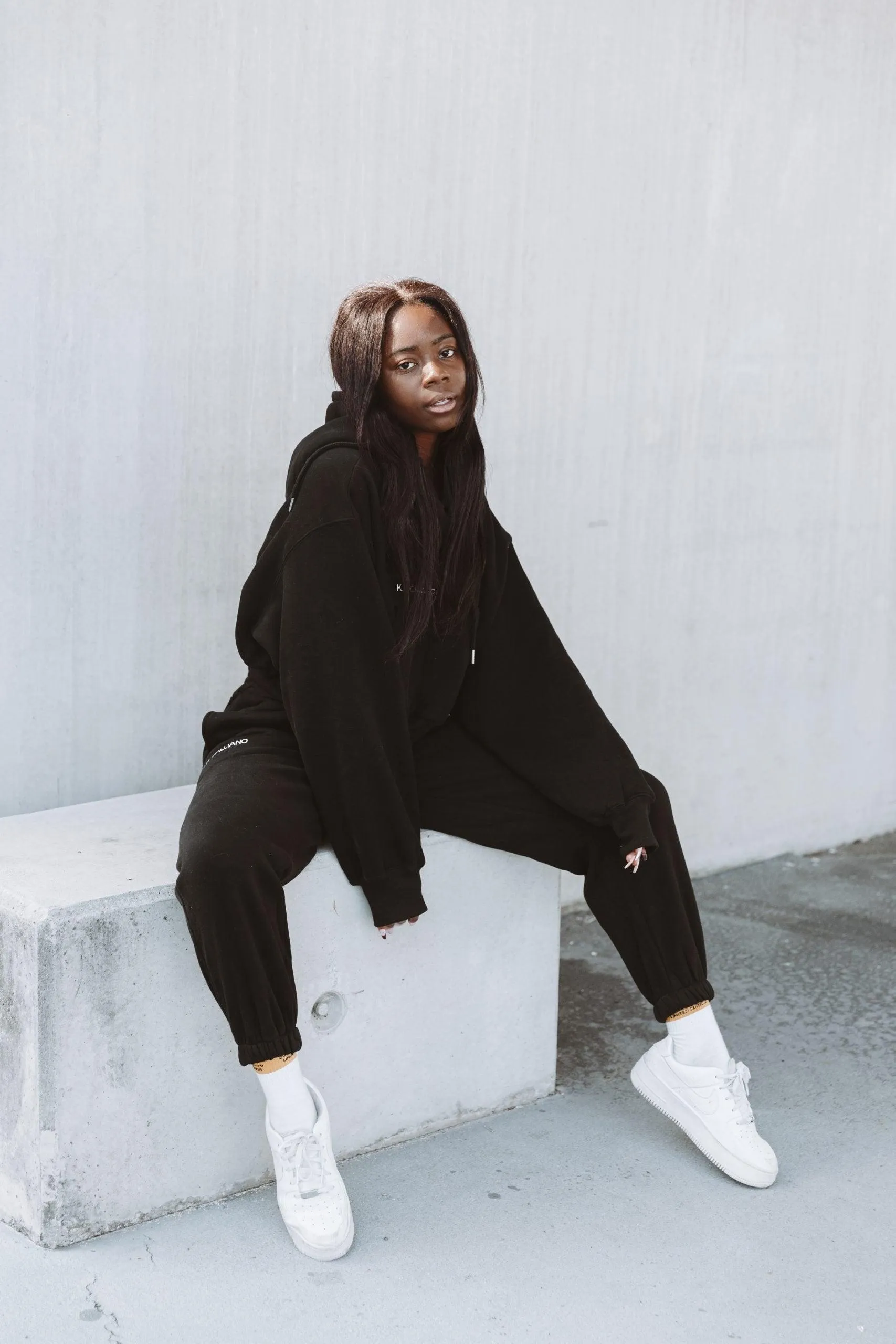 Luxe 23 Hoodie - Black