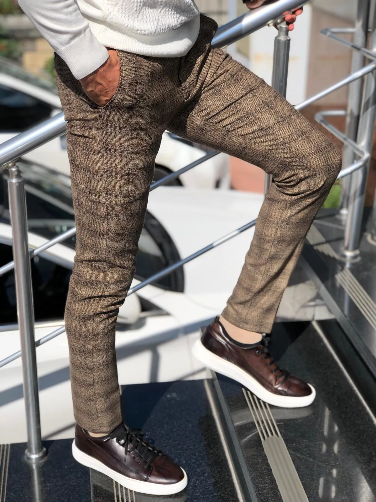 Malacan Slim-fit Pants in Brown