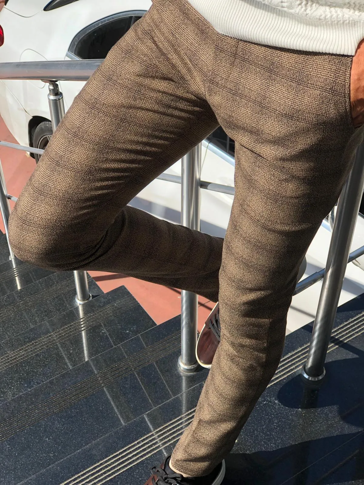 Malacan Slim-fit Pants in Brown
