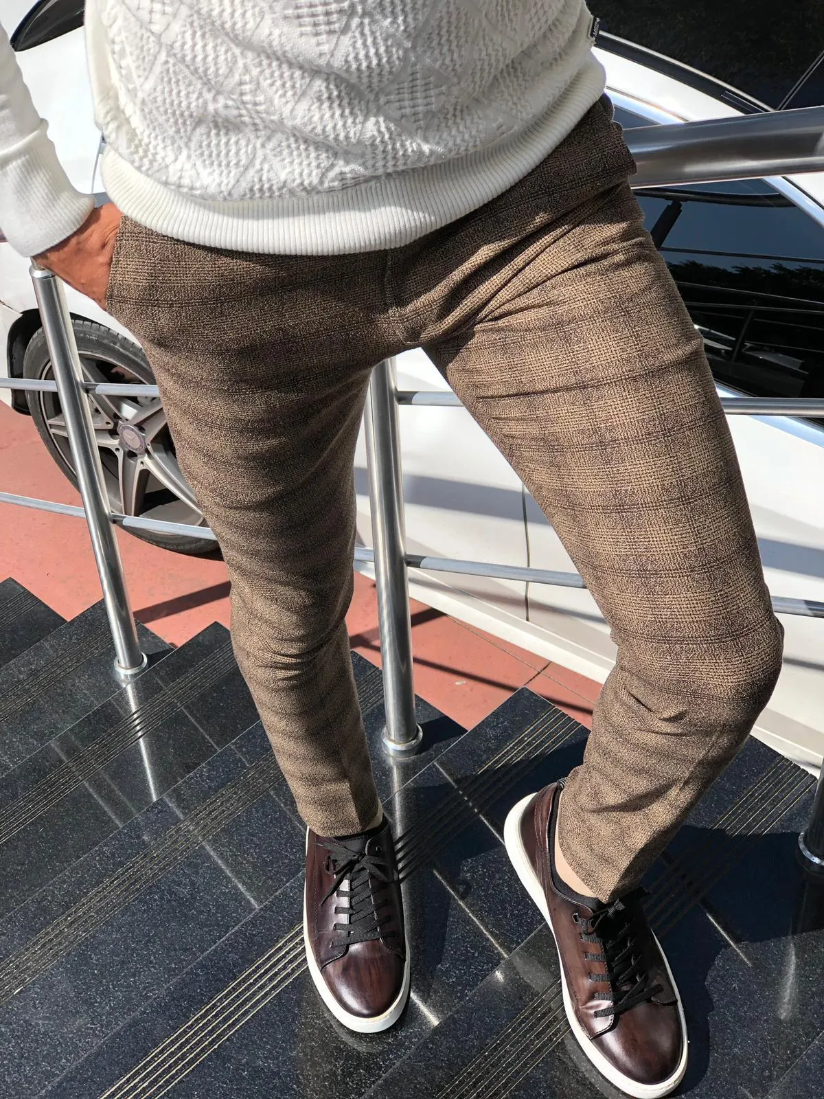 Malacan Slim-fit Pants in Brown